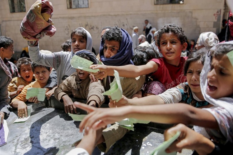 برنامج الغذاء العالمي: اليمن بحاجة إلى عملية لوجستية ضخمة لإنقاذ نصف السكان