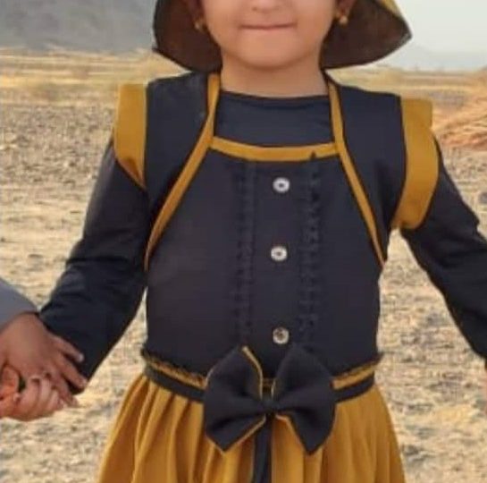 لغم حوثي يودي بحياة طفلة ويصيب أفراد أسرتها